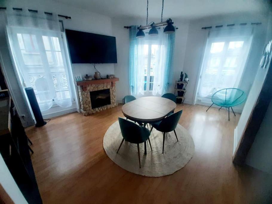 Maison De Ville Au Centre De Fismes Eksteriør billede